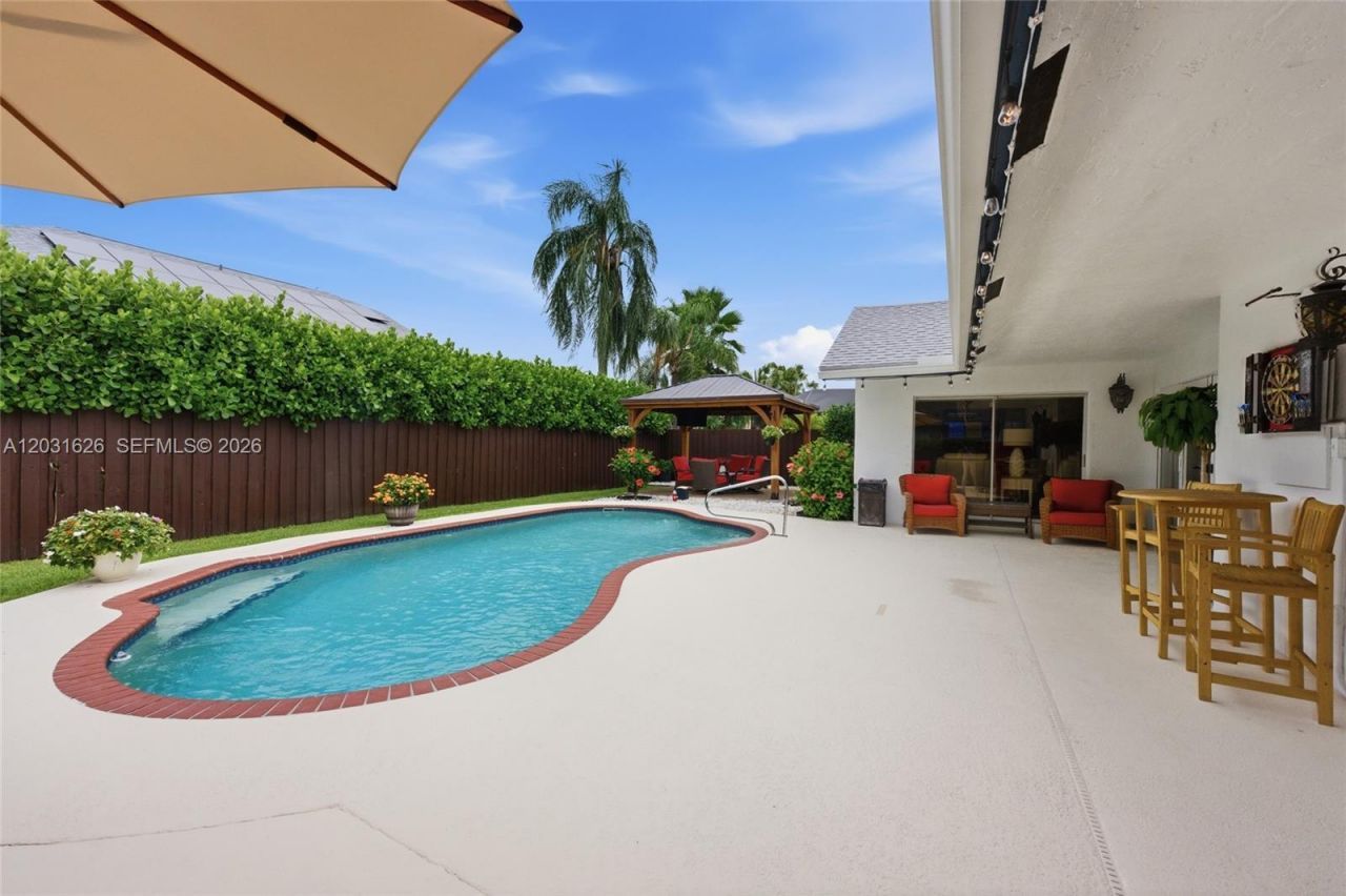 943 SW 149th Way, Sunrise, FL 33326 Photo