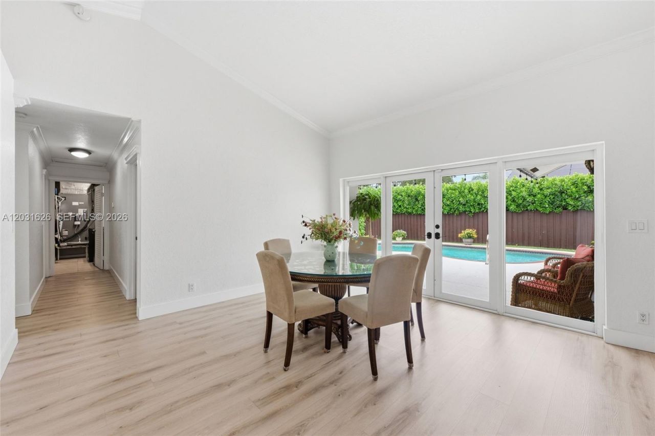 943 SW 149th Way, Sunrise, FL 33326 Photo