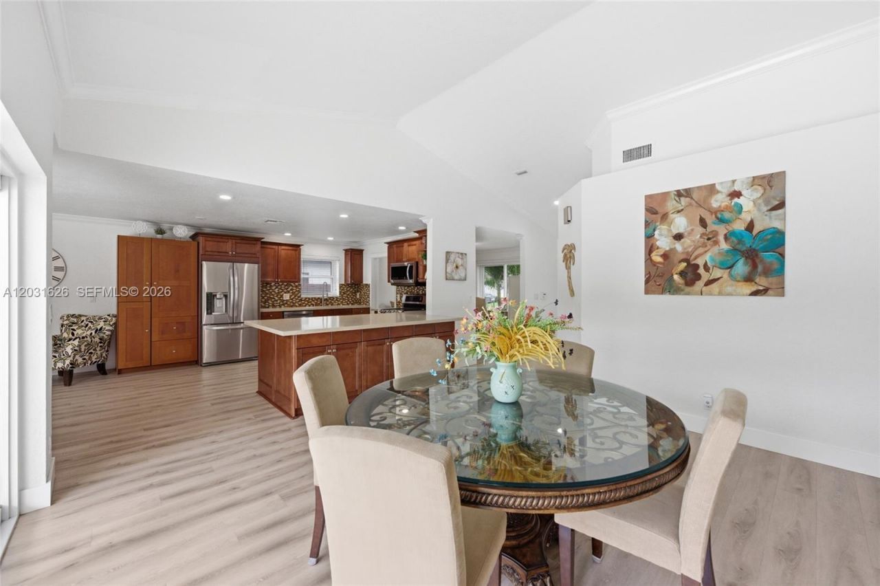 943 SW 149th Way, Sunrise, FL 33326 Photo