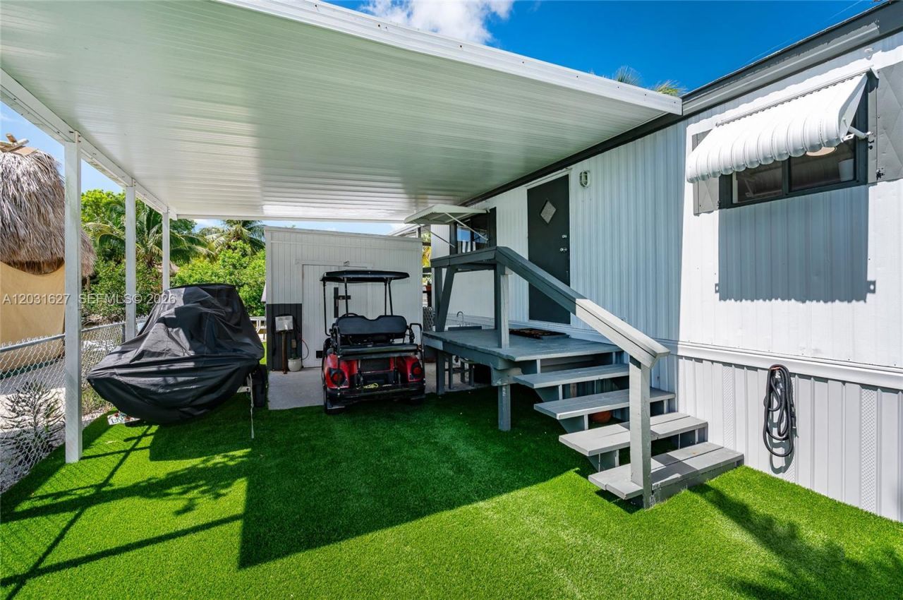 456 Bowie Ln , Key Largo, FL 33037 Photo