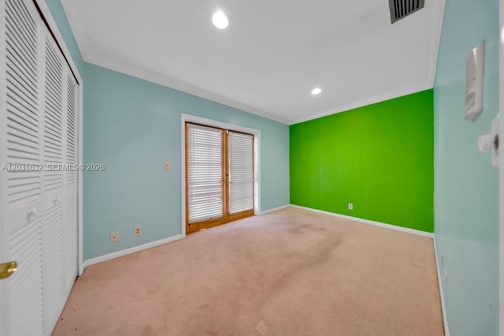 8820 N Lake Dasha Dr , Plantation, FL 33324 Photo