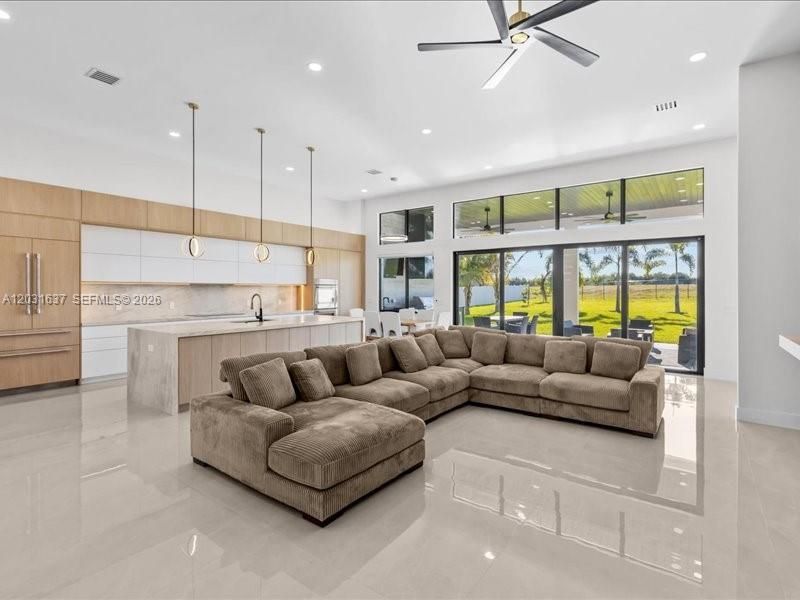 337 SW Kestor Dr , Port Saint Lucie, FL 34953 Photo