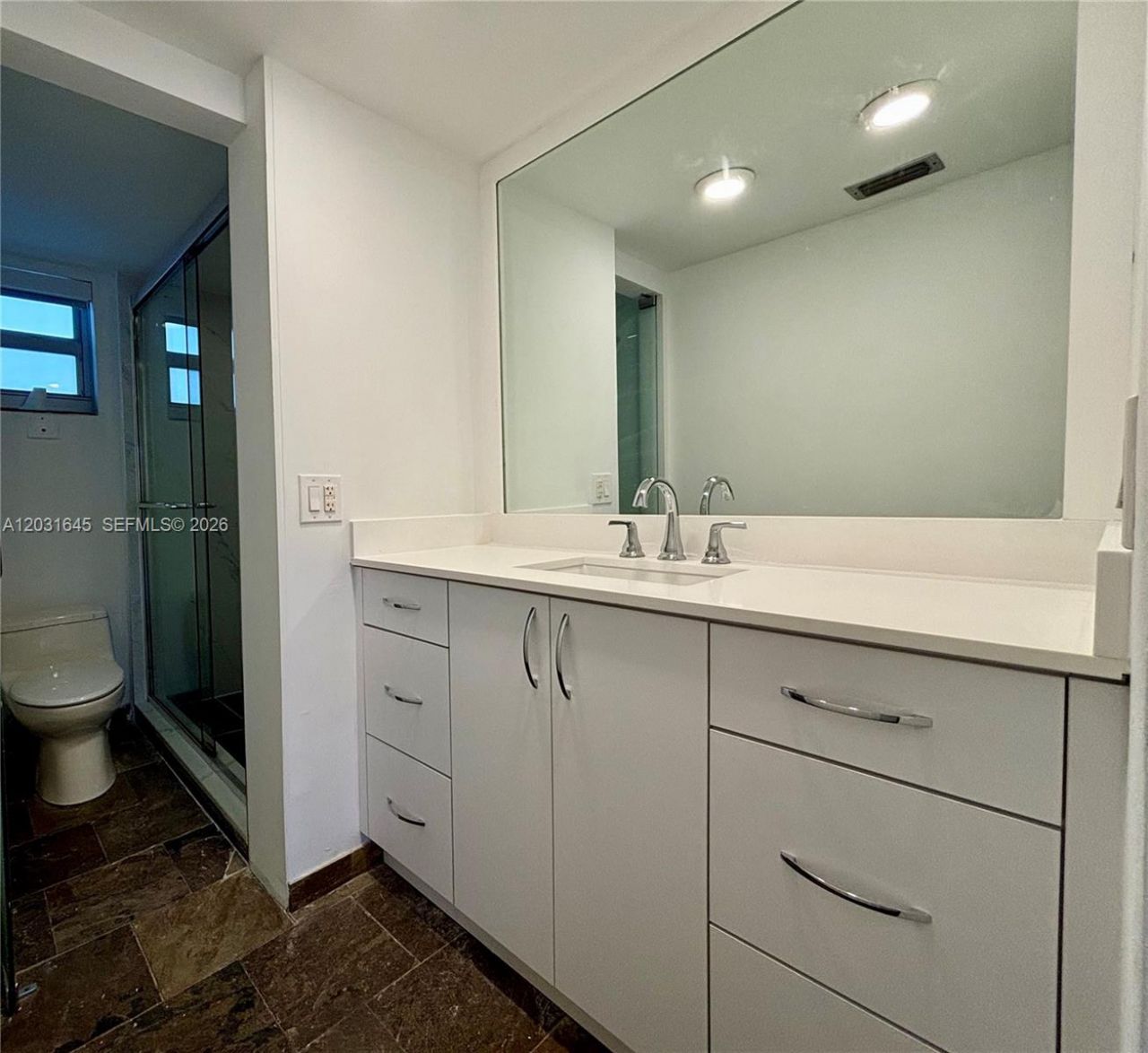 1674 Bay Rd , Unit 301, Miami Beach, FL 33139 Photo