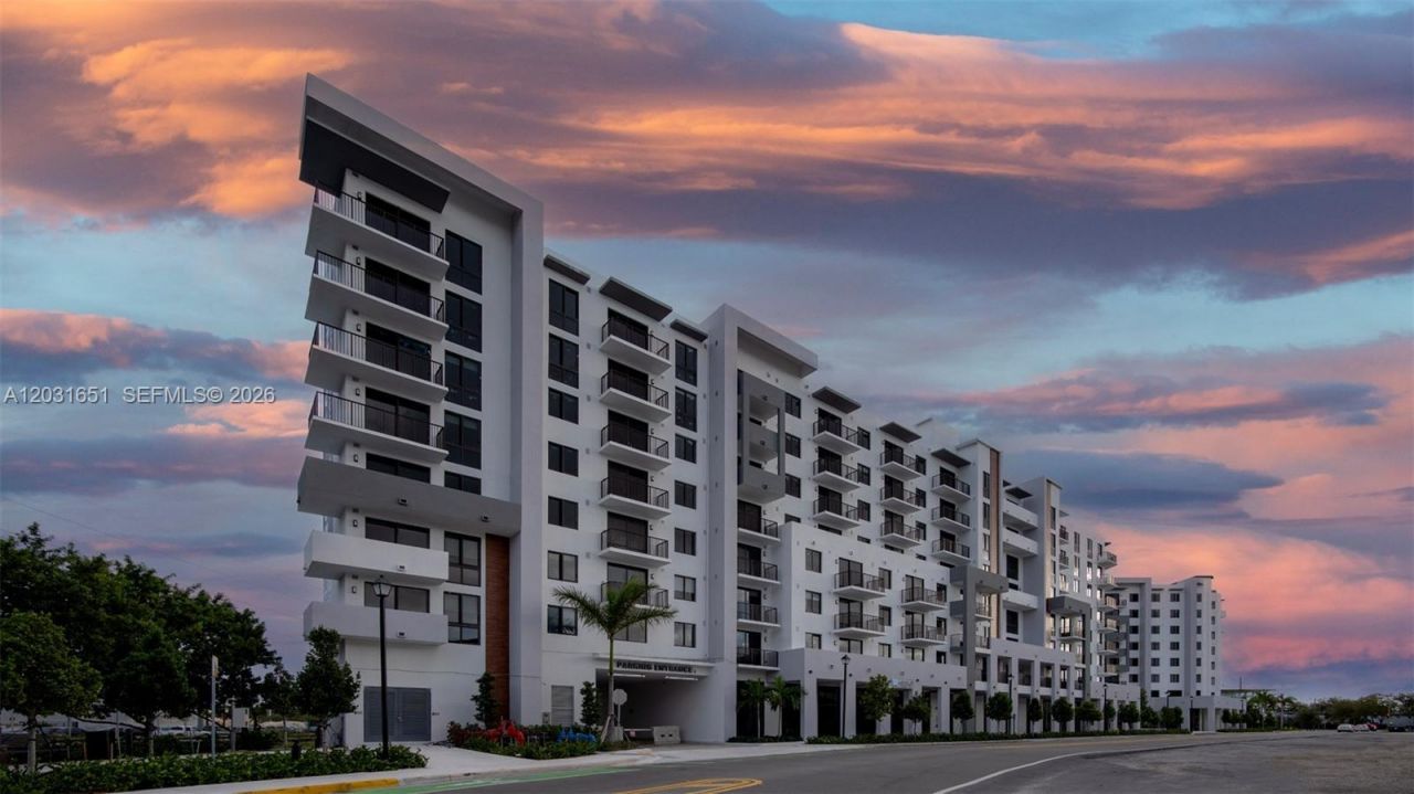 19401 W Dixie Hwy , Unit 233, Miami, FL 33180 Photo