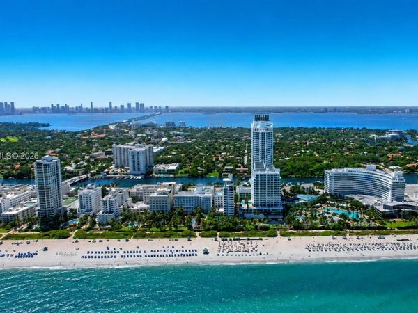 4401 COLLINS AV , Unit 1206, Miami Beach, FL 33140