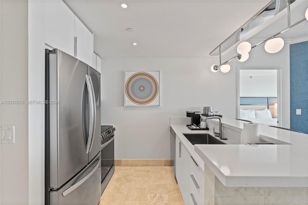 4401 Collins Av , Unit 1206, Miami Beach, FL 33140 Photo