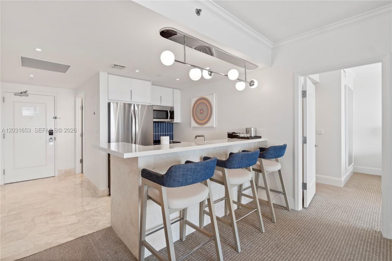 4401 Collins Av , Unit 1206, Miami Beach, FL 33140 Photo