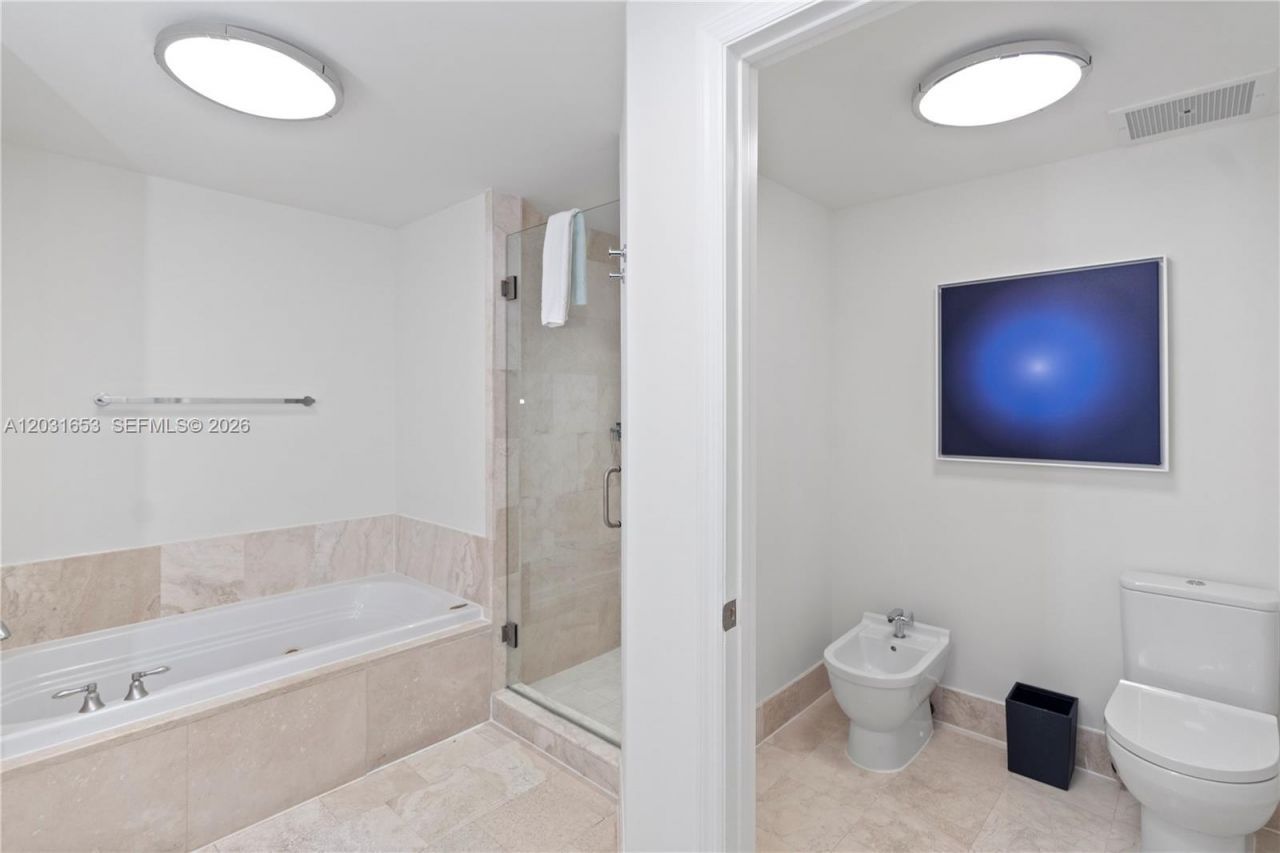 4401 Collins Av , Unit 1206, Miami Beach, FL 33140 Photo