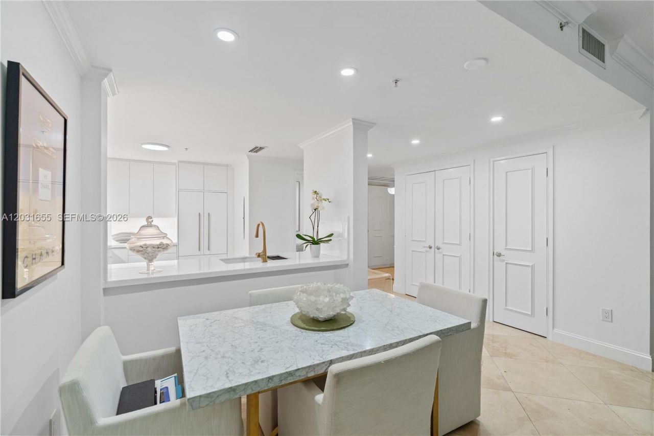3400 SW 27th Ave , Unit 207, Miami, FL 33133 Photo
