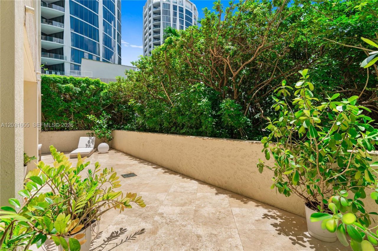 3400 SW 27th Ave , Unit 207, Miami, FL 33133 Photo