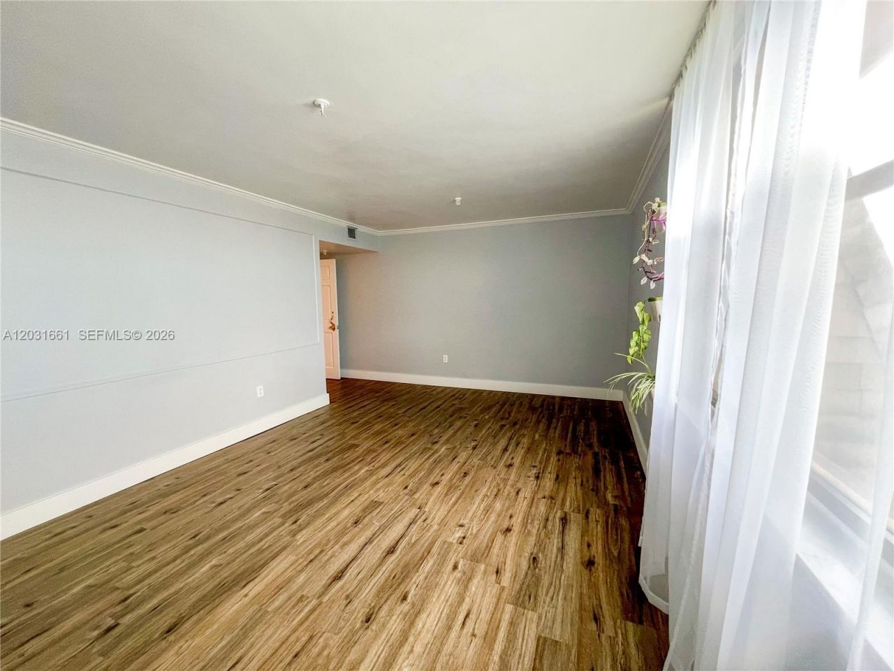 671 NE 195th St , Unit 425-E, Miami, FL 33179 Photo
