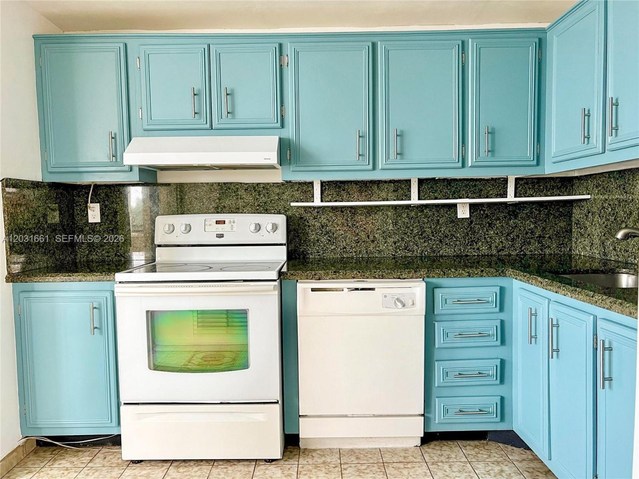 671 NE 195th St , Unit 425-E, Miami, FL 33179 Photo
