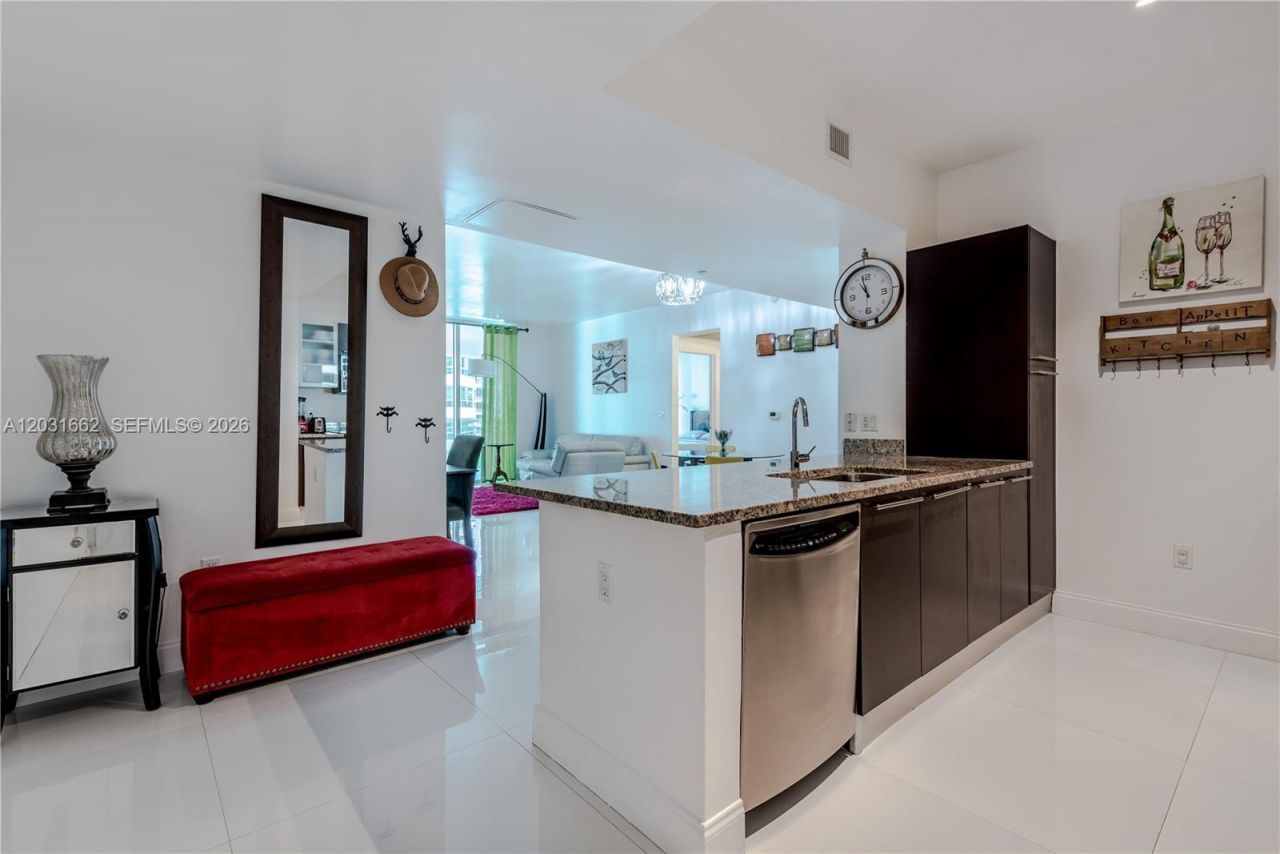 951 Brickell Ave, Unit 705, Miami, FL 33131 Photo