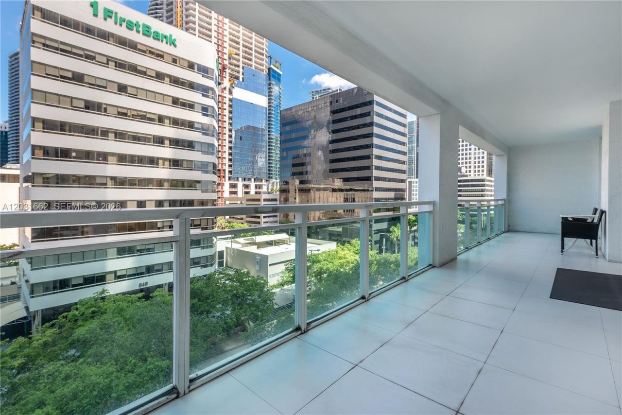 951 Brickell Ave, Unit 705, Miami, FL 33131 Photo