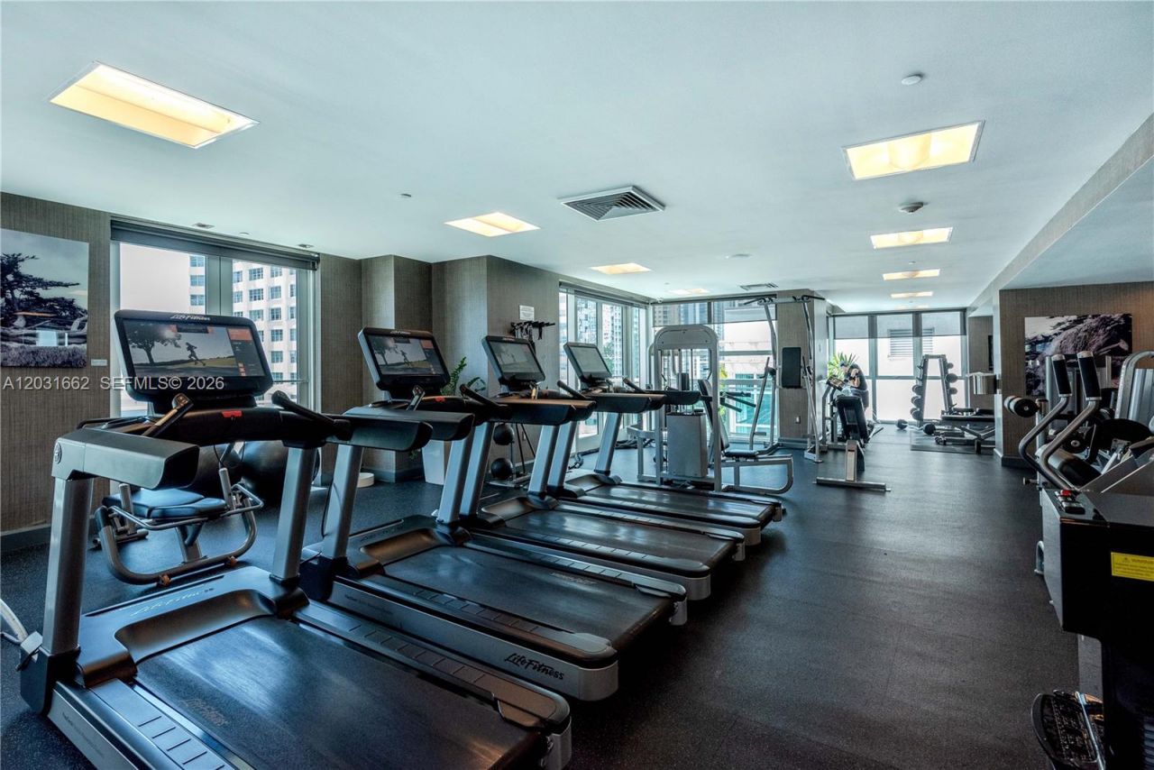 951 Brickell Ave, Unit 705, Miami, FL 33131 Photo