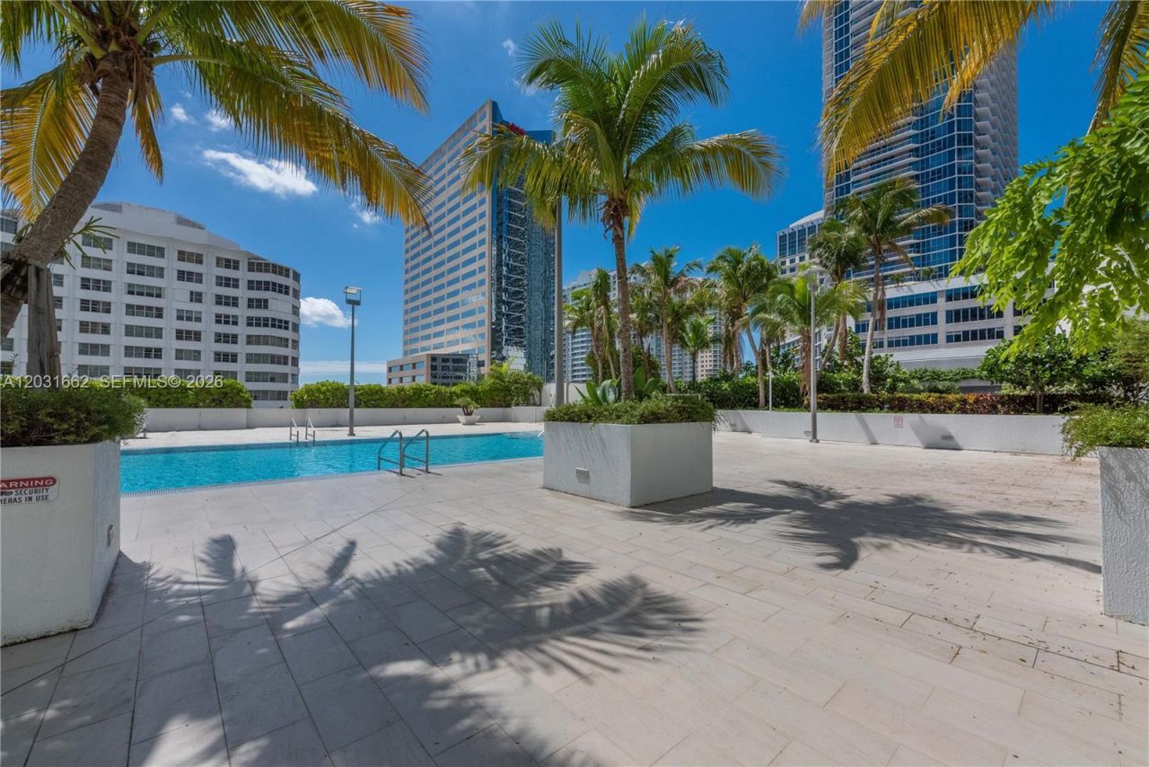 951 Brickell Ave, Unit 705, Miami, FL 33131 Photo
