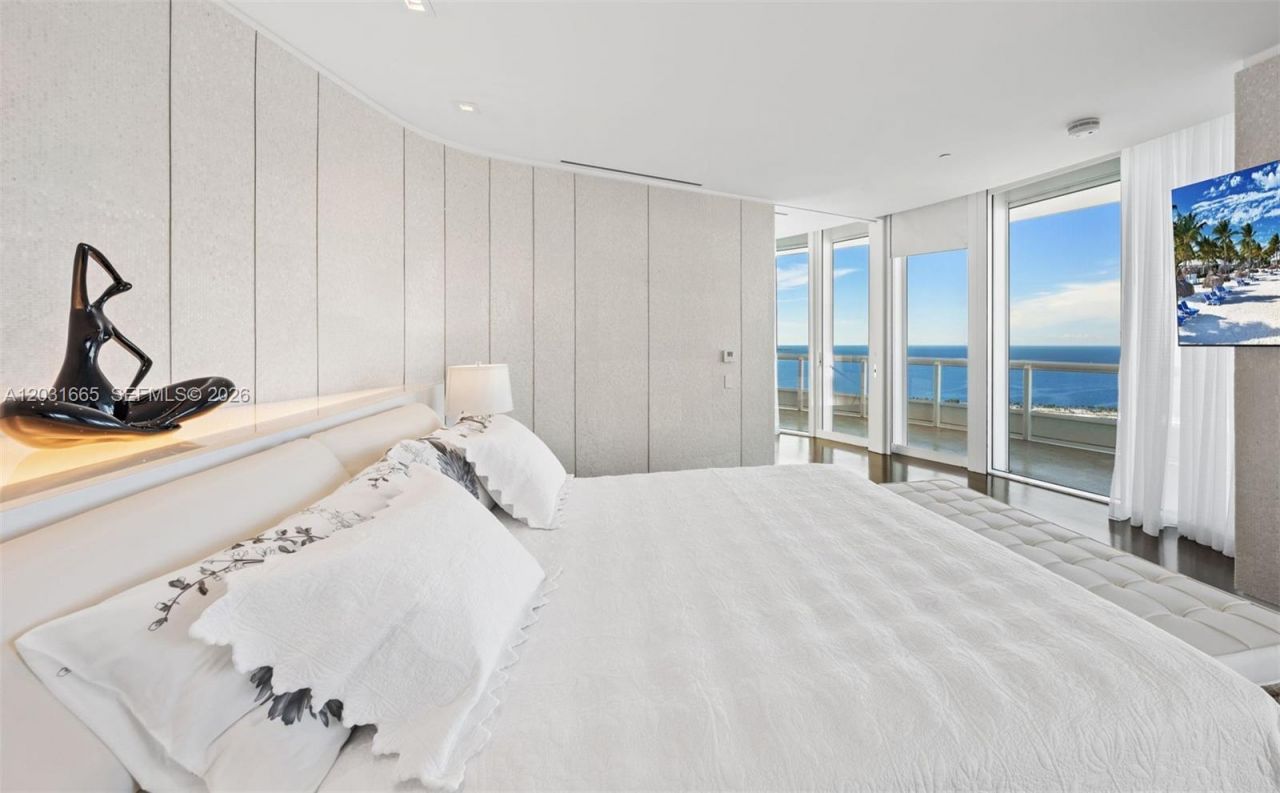 1643 Brickell Ave , Unit 4102, Miami, FL 33129 Photo