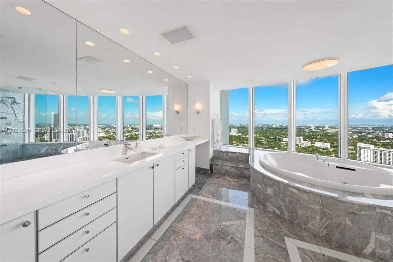 1643 Brickell Ave , Unit 4102, Miami, FL 33129 Photo