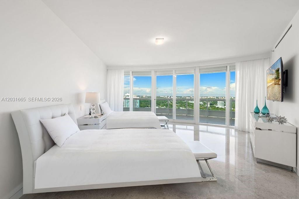 1643 Brickell Ave , Unit 4102, Miami, FL 33129 Photo