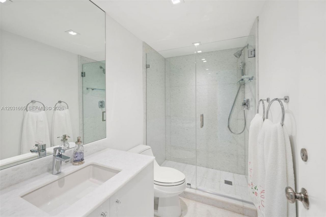 1643 Brickell Ave , Unit 4102, Miami, FL 33129 Photo