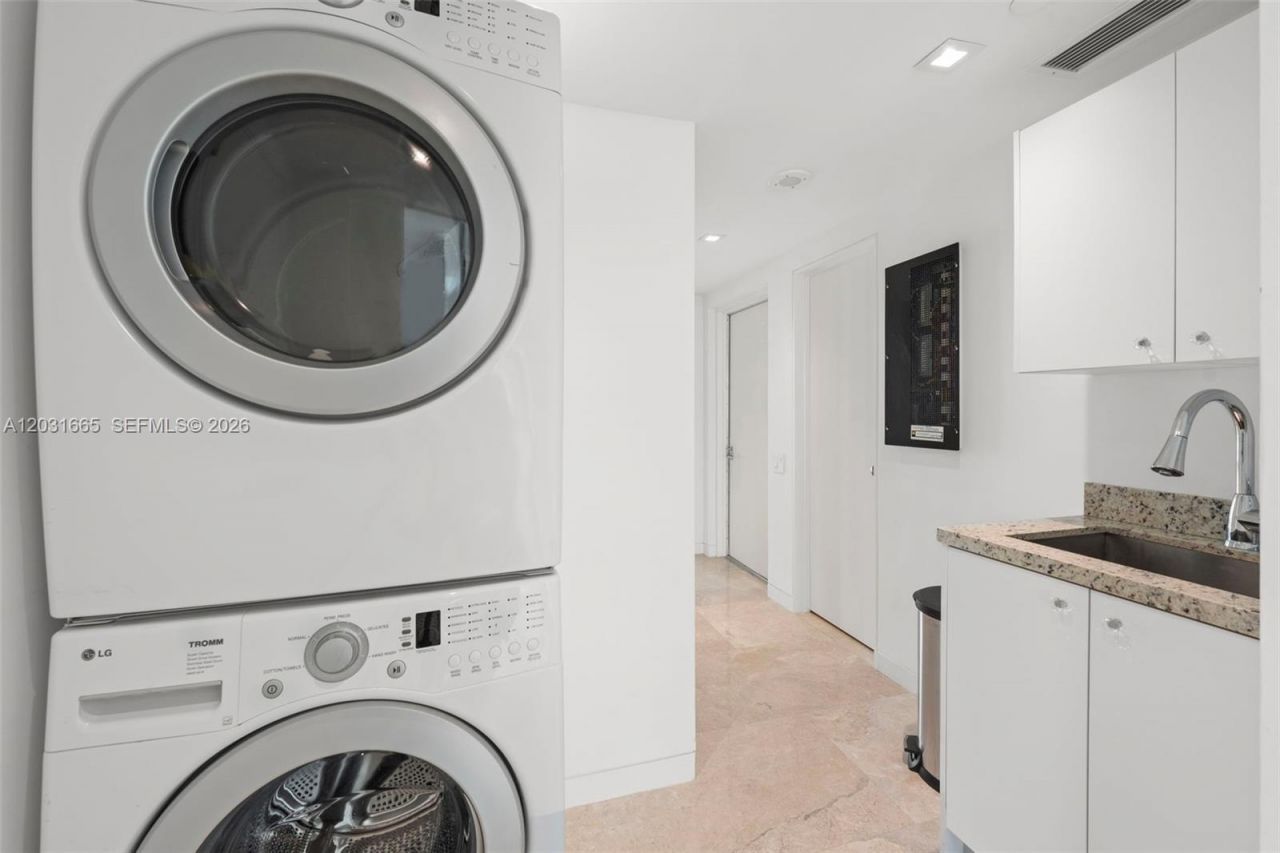 1643 Brickell Ave , Unit 4102, Miami, FL 33129 Photo