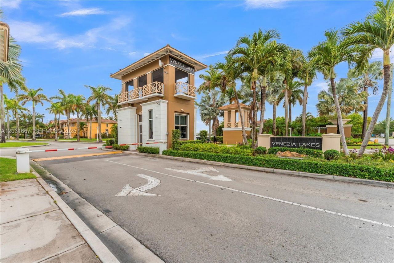 13257 SW 142nd Ter , Miami, FL 33186 Photo