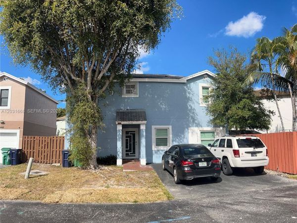 9206 SW 147th Ct, Miami, FL 33196
