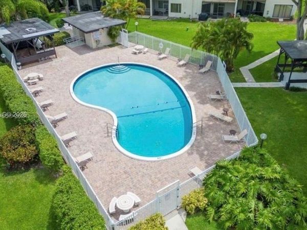 Unit 1601, Coral Springs, FL 33071
