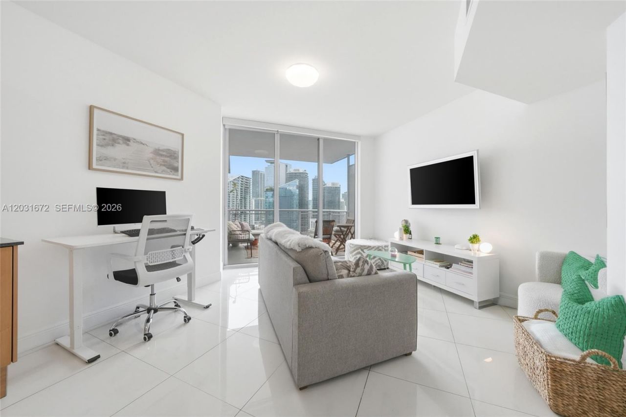 350 S Miami Ave, Unit 3912, Miami, FL 33130 Photo