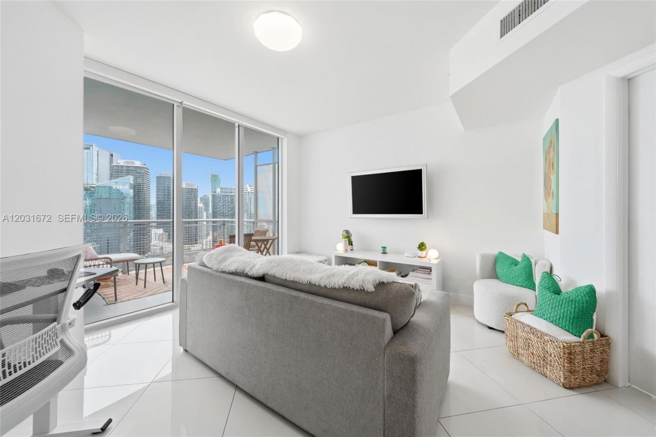 350 S Miami Ave, Unit 3912, Miami, FL 33130 Photo