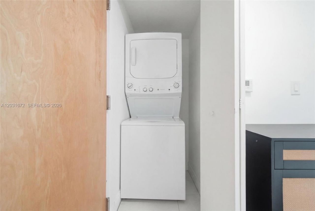 350 S Miami Ave, Unit 3912, Miami, FL 33130 Photo
