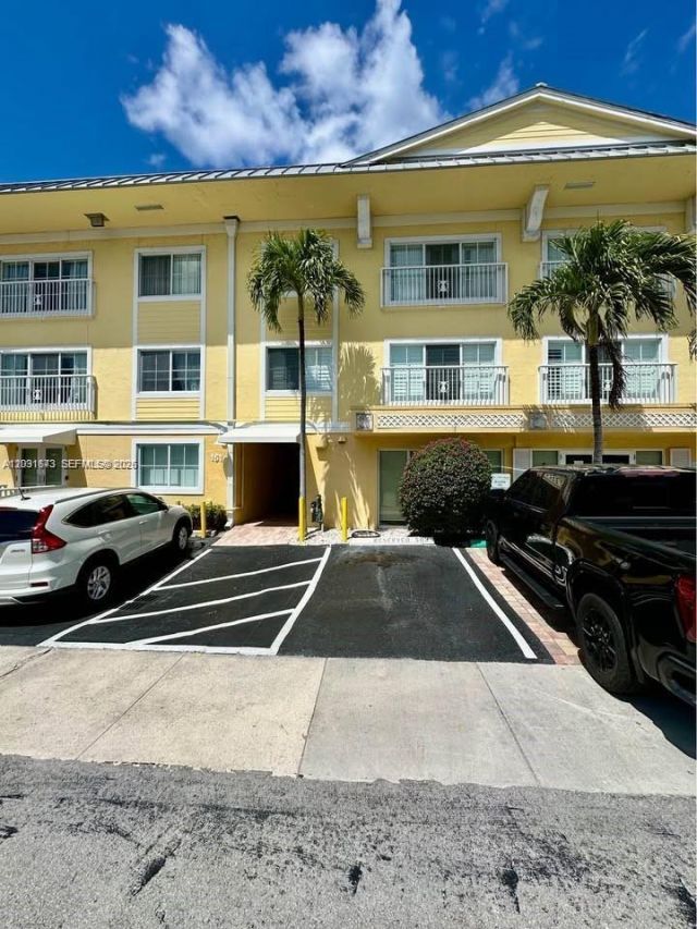 151 NE 16th Ave, Unit 334, Fort Lauderdale, FL 33301 Photo