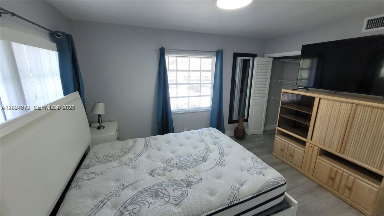 1150 Atlantic Shores Blvd , Unit 601, Hallandale Beach, FL 33009 Photo