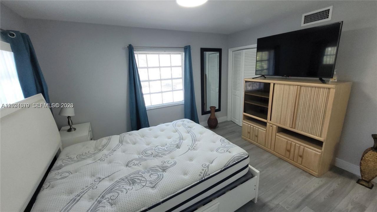 1150 Atlantic Shores Blvd , Unit 601, Hallandale Beach, FL 33009 Photo