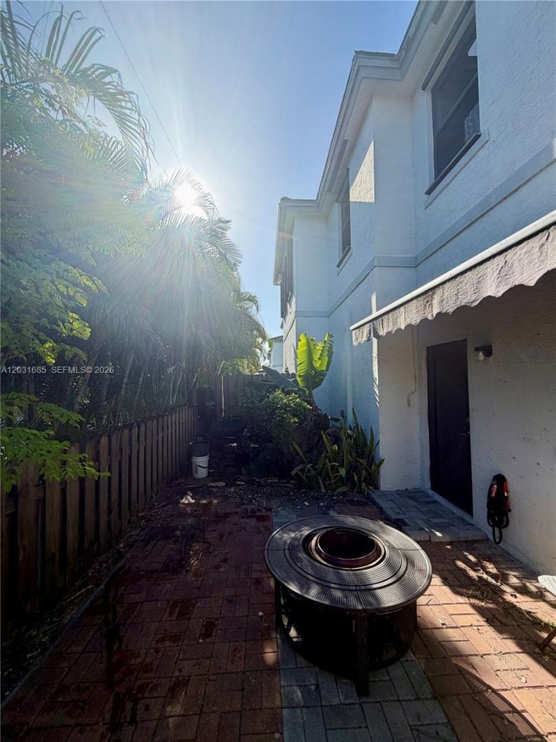 1502 SW 29th St , Fort Lauderdale, FL 33315 Photo
