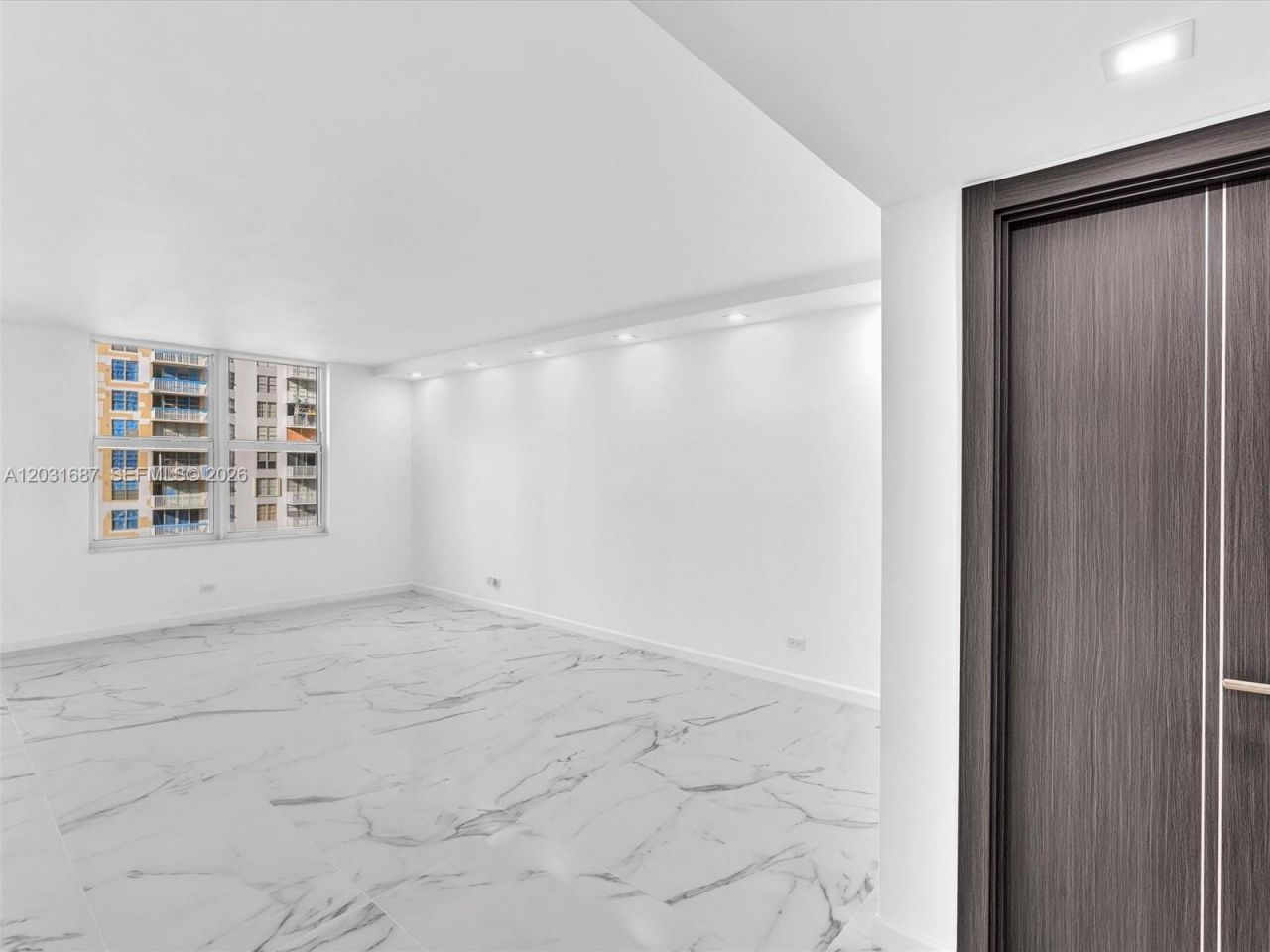 230 174th St , Unit 712, Sunny Isles Beach, FL 33160 Photo