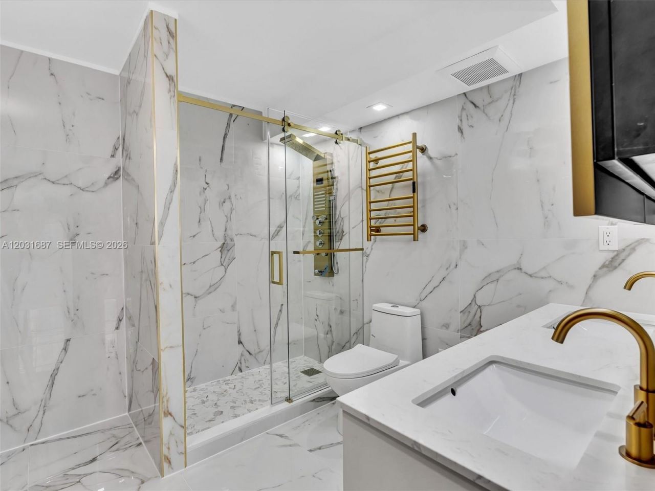 230 174th St , Unit 712, Sunny Isles Beach, FL 33160 Photo