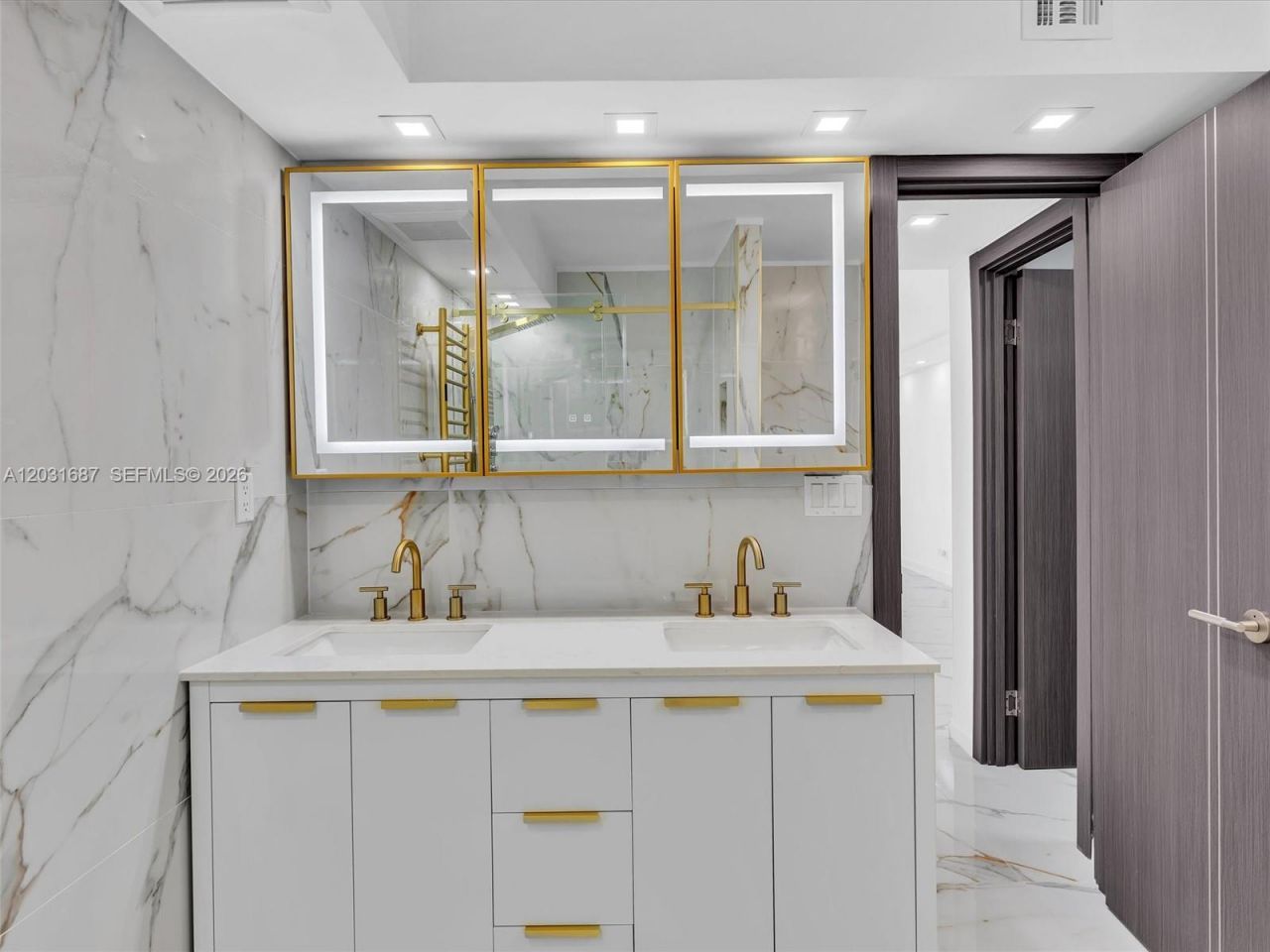 230 174th St , Unit 712, Sunny Isles Beach, FL 33160 Photo