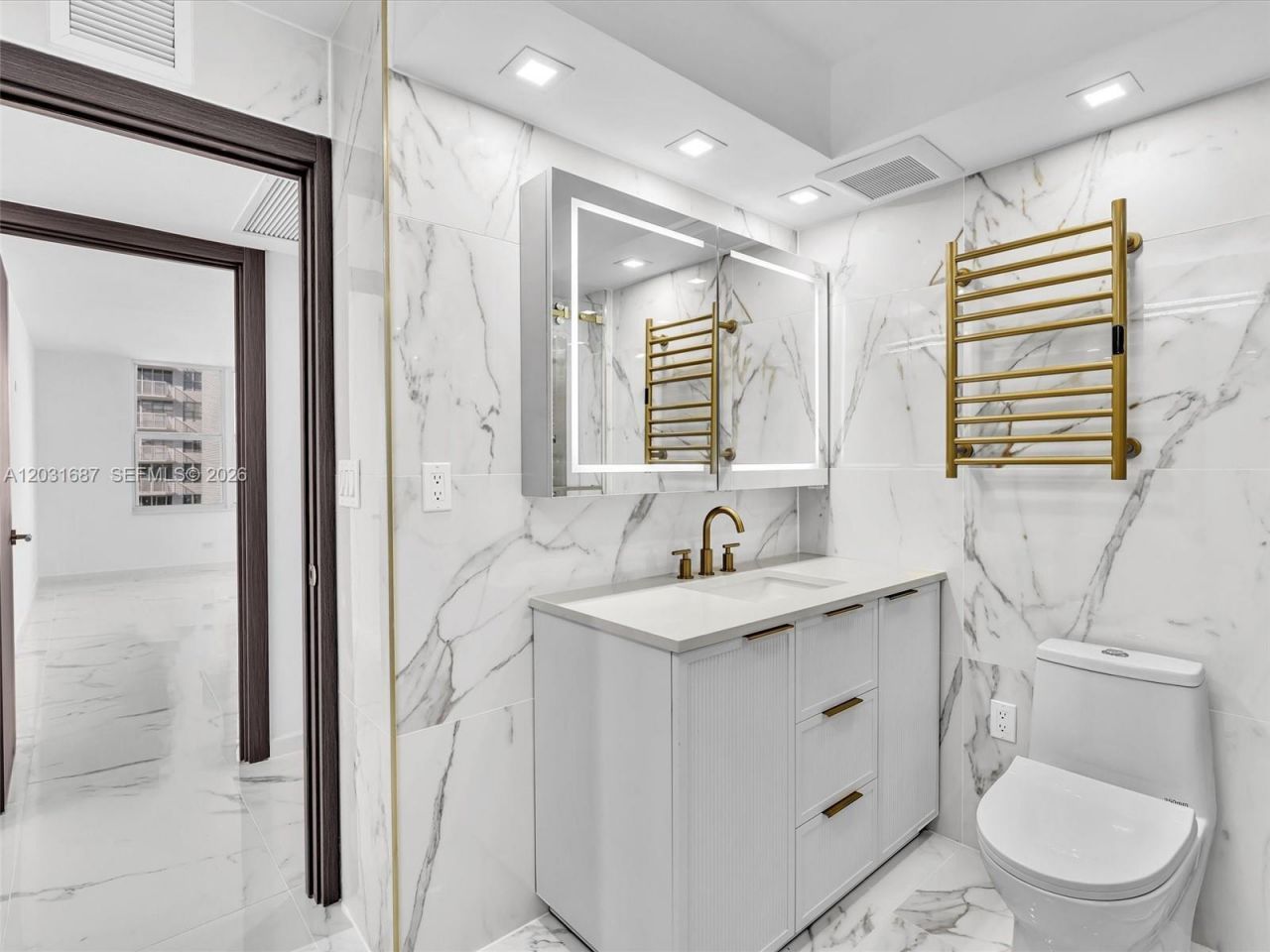 230 174th St , Unit 712, Sunny Isles Beach, FL 33160 Photo