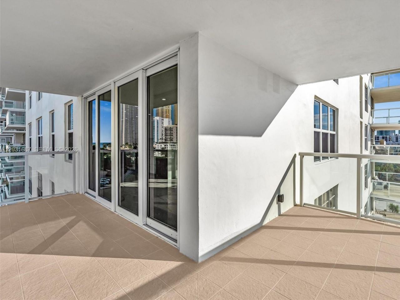 230 174th St , Unit 712, Sunny Isles Beach, FL 33160 Photo