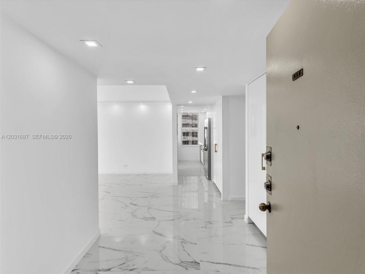 230 174th St , Unit 712, Sunny Isles Beach, FL 33160 Photo