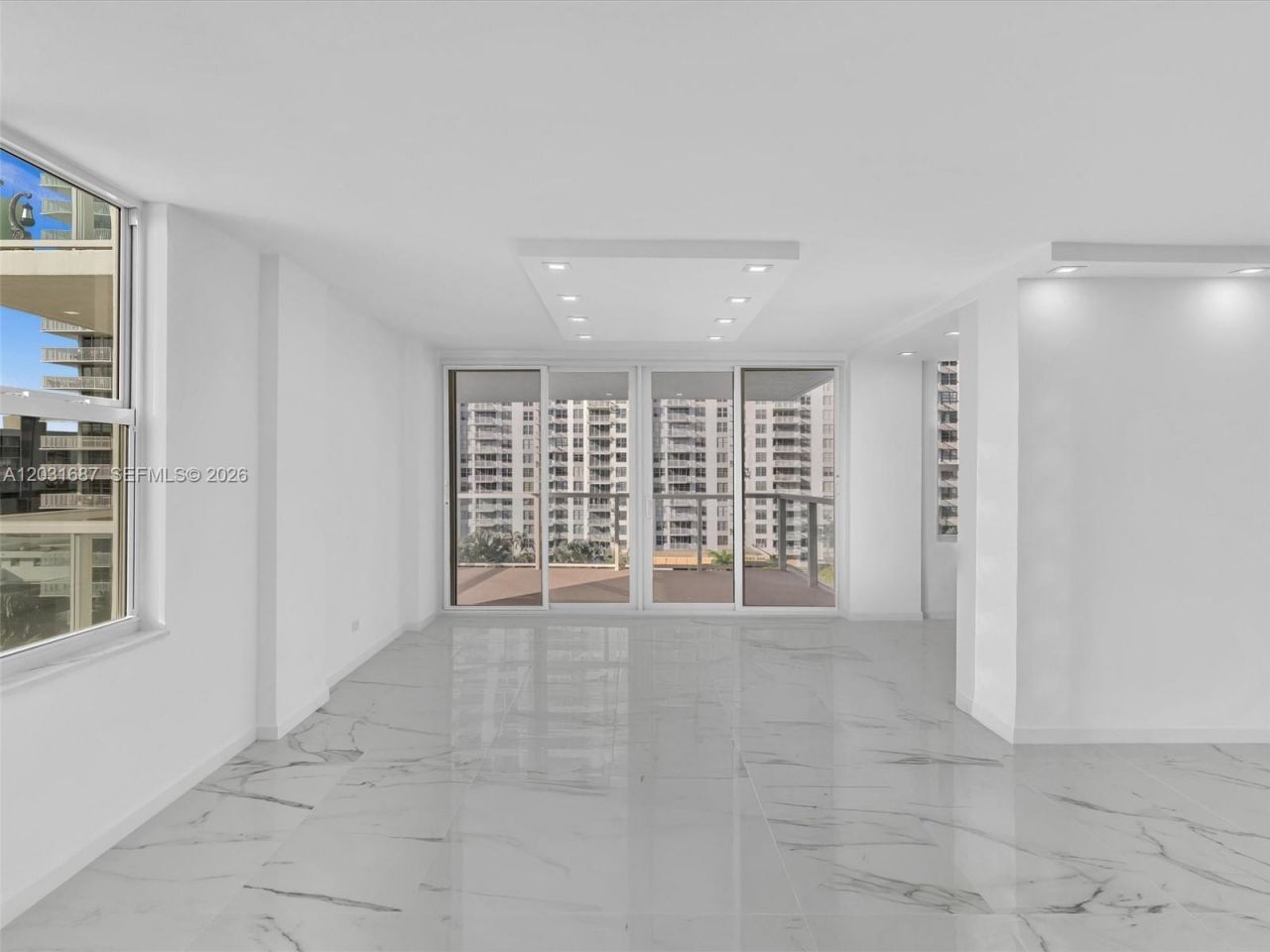 230 174th St , Unit 712, Sunny Isles Beach, FL 33160 Photo