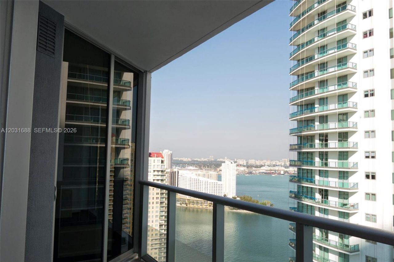 1300 Brickell Bay Dr , Unit 3506, Miami, FL 33131 Photo