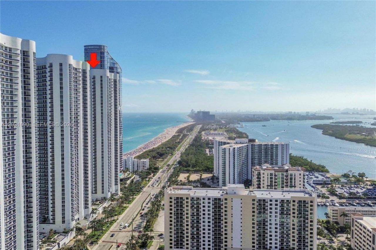 15811 Collins Ave , Unit 403, Sunny Isles Beach, FL 33160 Photo