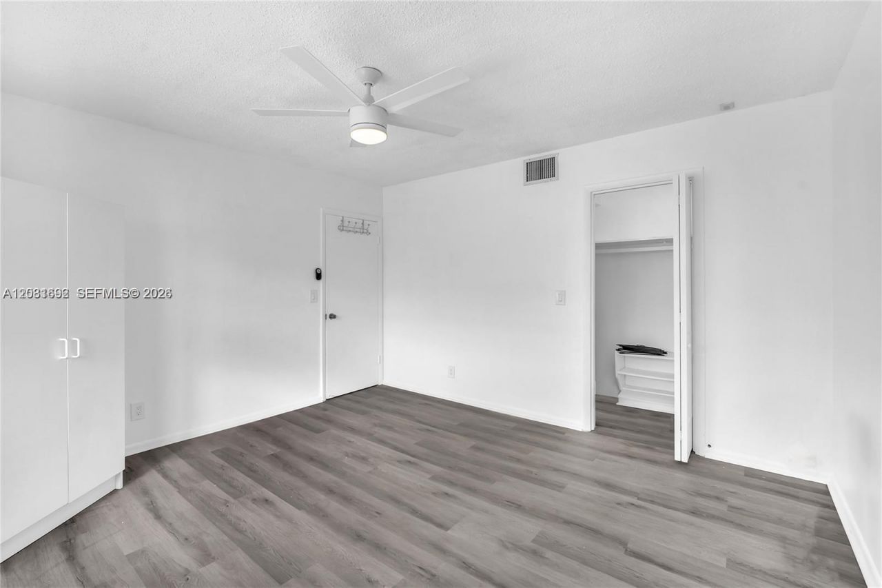 1100 Atlantic Shores Blvd , Unit 402, Hallandale Beach, FL 33009 Photo