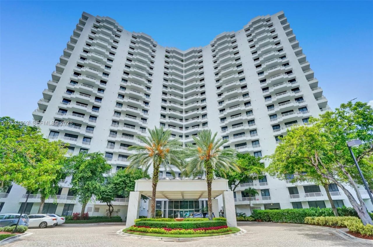 3300 NE 192nd St, Unit PH03, Aventura, FL 33180 Photo