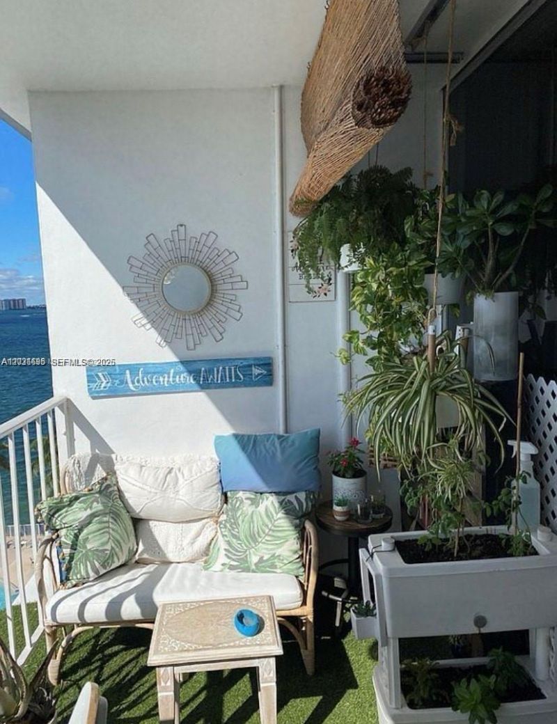 1865 79th St Cswy , Unit 9A, North Bay Village, FL 33141 Photo