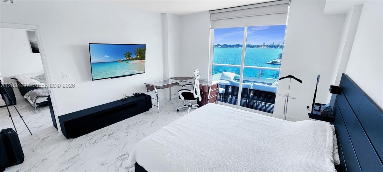 7910 Harbor Island Dr , Unit 708, North Bay Village, FL 33141 Photo