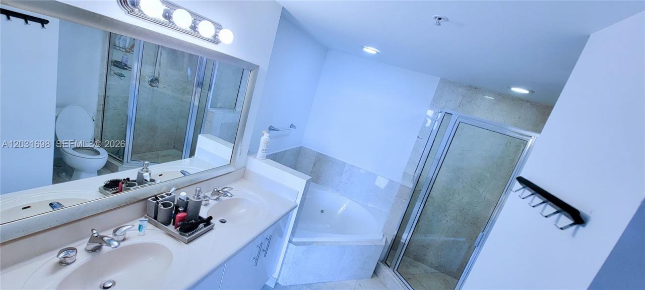 7910 Harbor Island Dr , Unit 708, North Bay Village, FL 33141 Photo