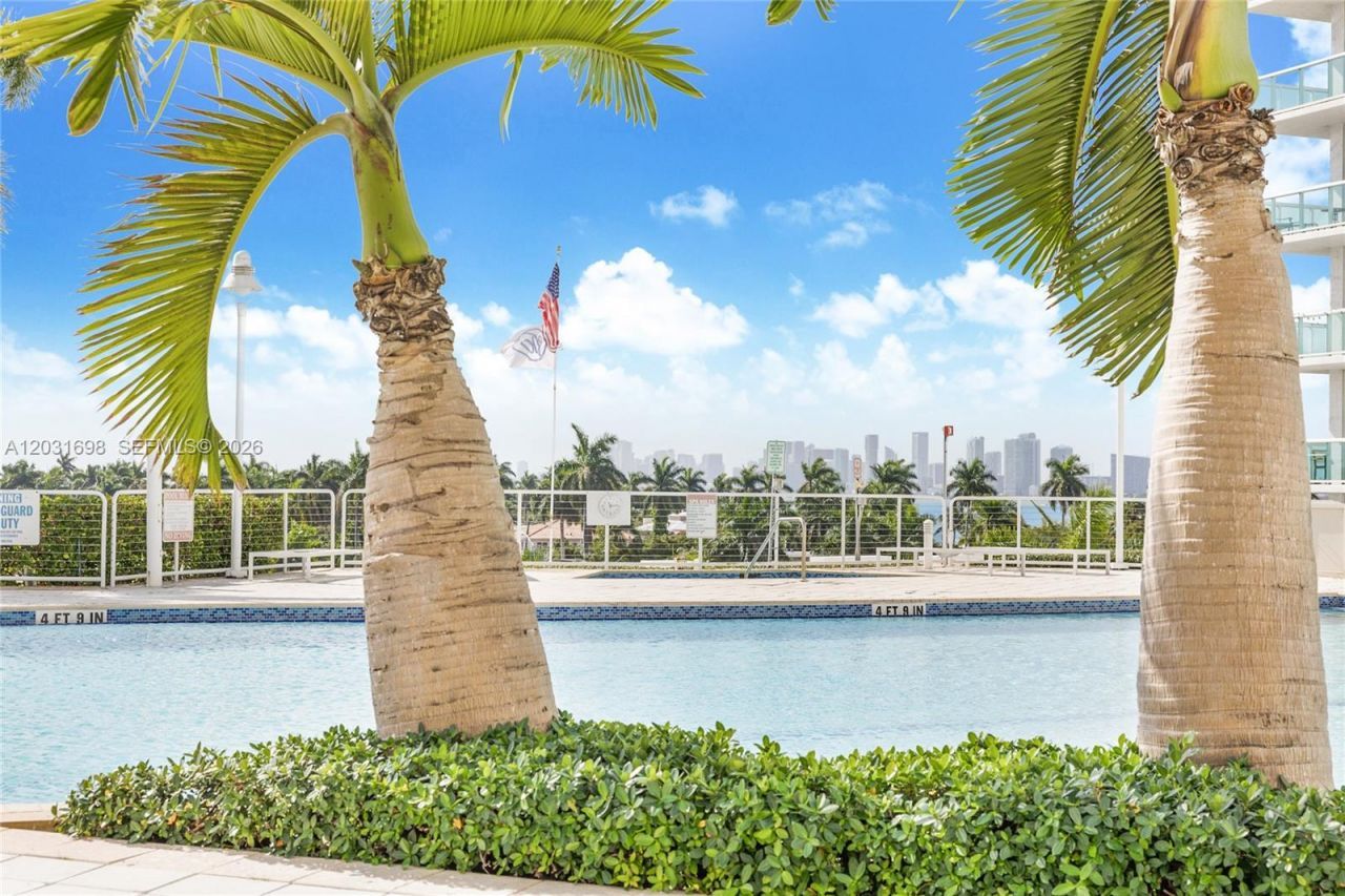 7910 Harbor Island Dr , Unit 708, North Bay Village, FL 33141 Photo